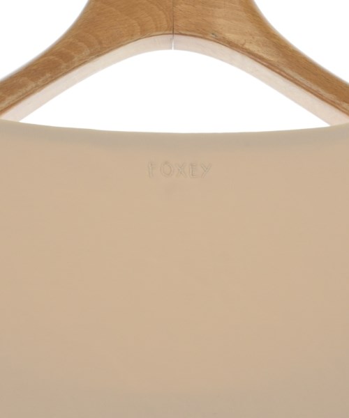 FOXEY NEWYORK（フォクシーニューヨーク）ブラウス ベージュ サイズ:38(S位) レディース/2200639243085
