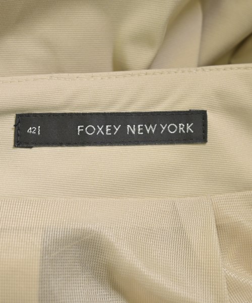 FOXEY NEWYORK（フォクシーニューヨーク）ひざ丈スカート ベージュ サイズ:-(L位) レディース/2200634320064
