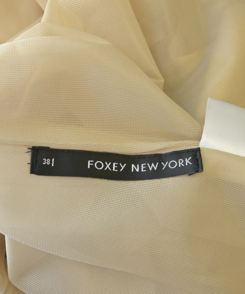FOXEY NEWYORK（フォクシーニューヨーク）ワンピース ベージュ サイズ:38(S位) レディース/2200607451023