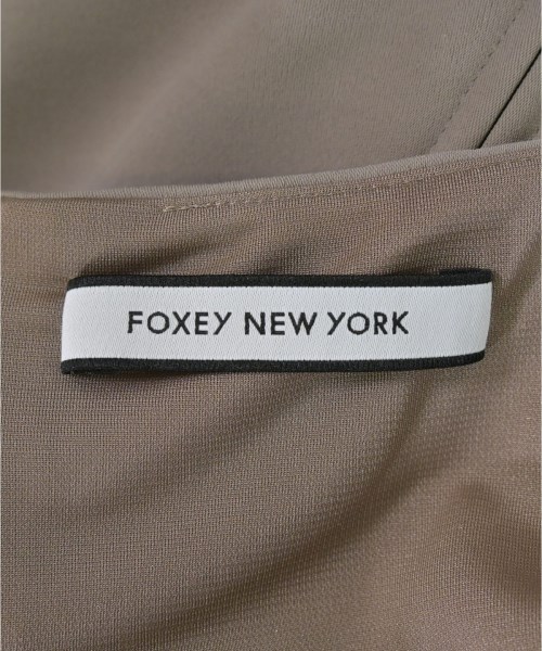 FOXEY NEWYORK（フォクシーニューヨーク）ワンピース グレー サイズ:38(S位) レディース/2200705790024