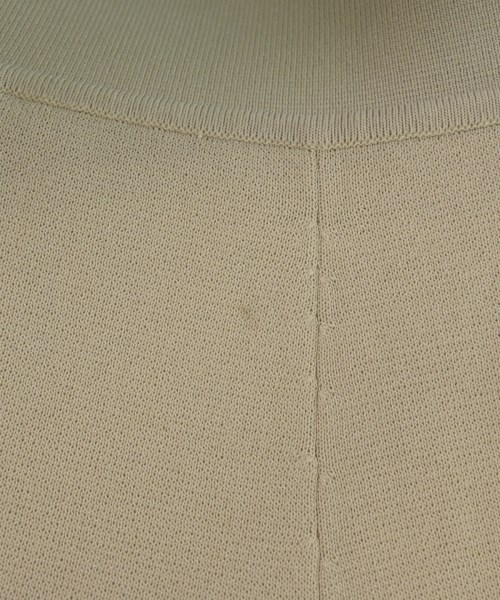 FOXEY NEWYORK（フォクシーニューヨーク）クロップドパンツ ベージュ サイズ:-(M位) レディース/2200724678112