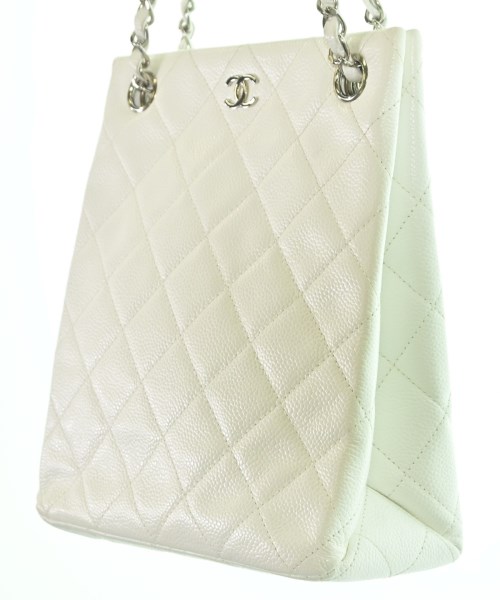 CHANEL（シャネル）ショルダーバッグ 白 サイズ:- レディース/2200639826042