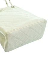 CHANEL（シャネル）ショルダーバッグ 白 サイズ:- レディース/2200639826042