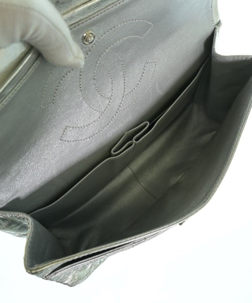CHANEL（シャネル）ショルダーバッグ シルバー サイズ:- レディース/2200639000022