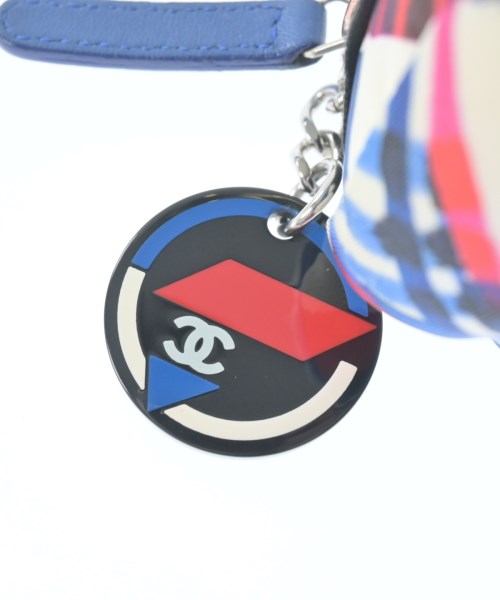 CHANEL（シャネル）ポーチ 白 サイズ:- レディース/2200642112170