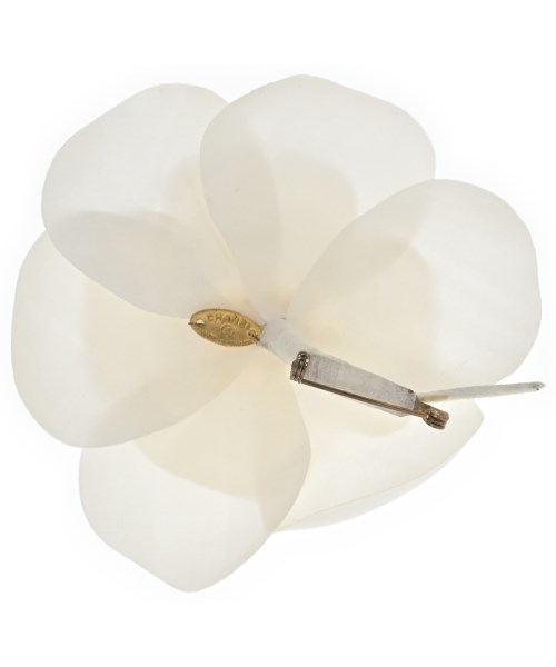 CHANEL（シャネル）ブローチ・コサージュ 白 サイズ:- レディース/2200643263055