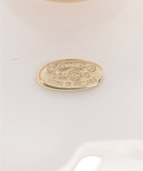 CHANEL（シャネル）ブローチ・コサージュ 白 サイズ:- レディース/2200598187017