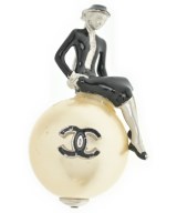 CHANEL ブローチ・コサージュ