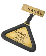CHANEL ブローチ・コサージュ