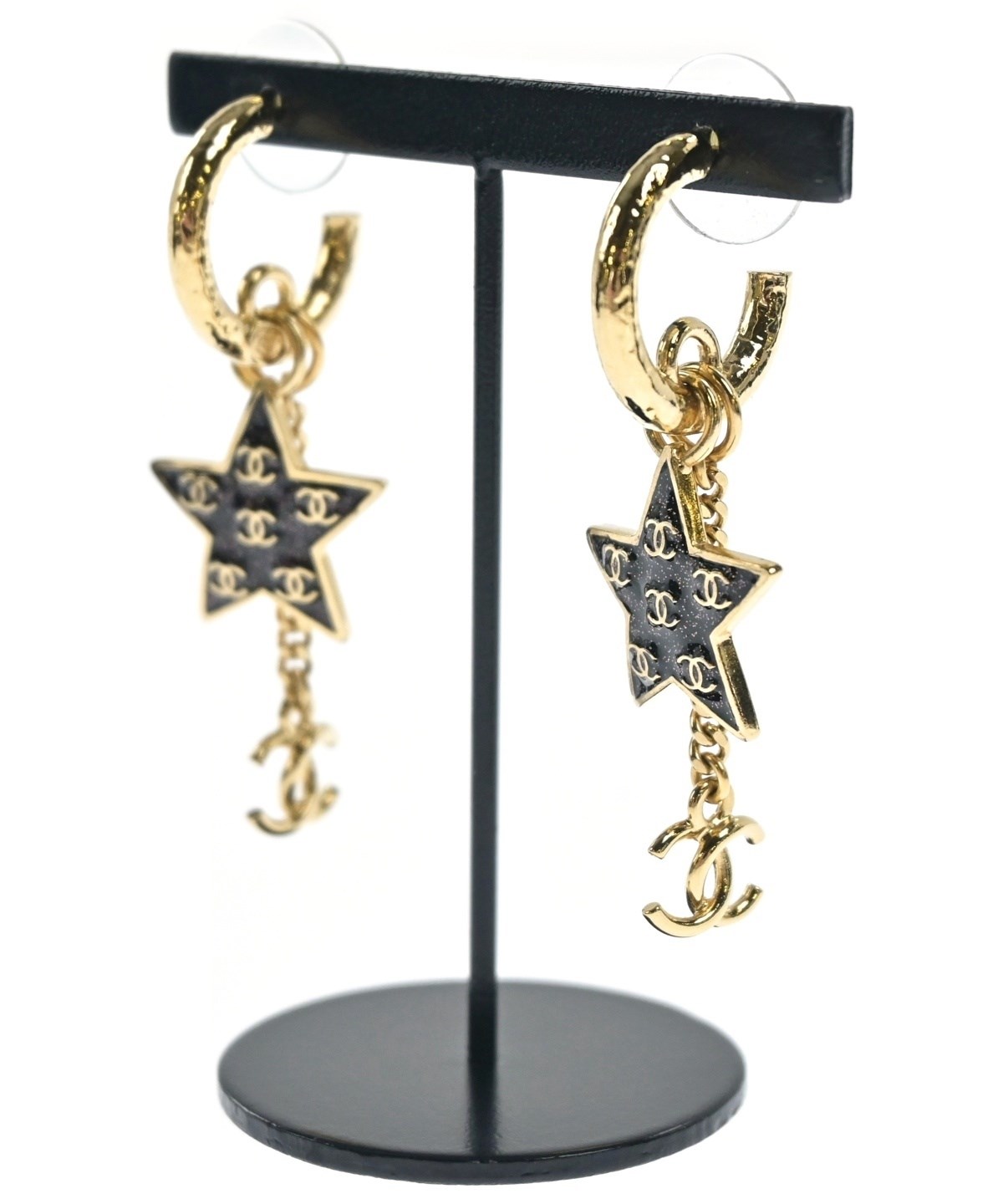 レア　シャネル新作　ラメリボンピアス　ブラック×ゴールド 2022年 秋冬 CHANEL シャネル ピアス ココマーク チェーンレザー