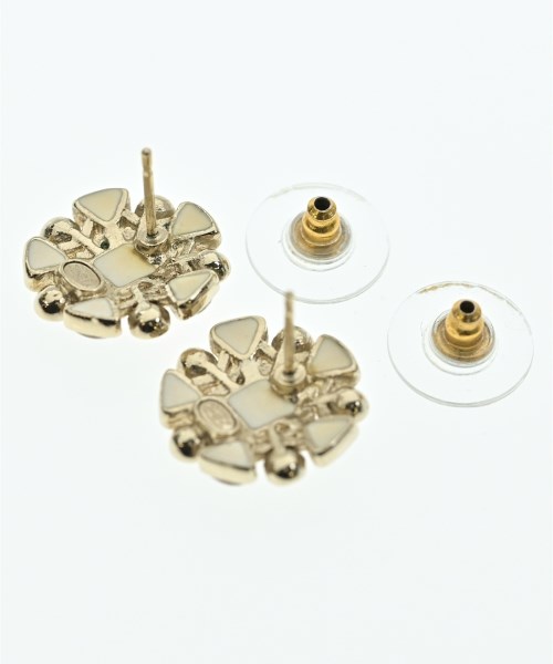 CHANEL（シャネル）ピアス 白 サイズ:- レディース/2200628941022