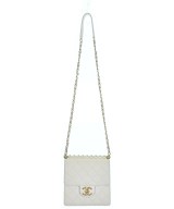 CHANEL（シャネル）ショルダーバッグ 白 サイズ:- レディース/2200629563018