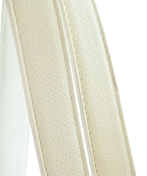 CHANEL（シャネル）ショルダーバッグ 白 サイズ:- レディース/2200612987012