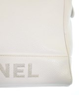 CHANEL（シャネル）ショルダーバッグ 白 サイズ:- レディース/2200612987012