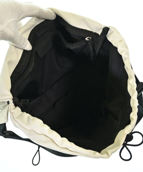 CHANEL（シャネル）ショルダーバッグ 白 サイズ:- レディース/2200591178036