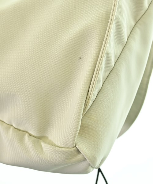 CHANEL（シャネル）ショルダーバッグ 白 サイズ:- レディース/2200591178036