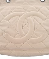 CHANEL（シャネル）ハンドバッグ ベージュ サイズ:- レディース/2200603563485