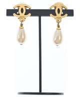 CHANEL（シャネル）ピアス・イヤリング 白 サイズ:- レディース/2200607861341