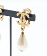 CHANEL（シャネル）ピアス・イヤリング 白 サイズ:- レディース/2200607861341