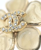 CHANEL（シャネル）ピアス・イヤリング ベージュ サイズ:- レディース/2200697137098