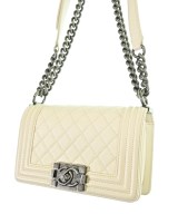 CHANEL（シャネル）ショルダーバッグ 白 サイズ:20 レディース/2200679241010