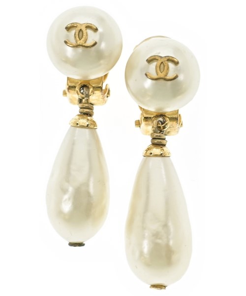 CHANEL(シャネル)ピアス・イヤリング 白 サイズ:-/2200651235037