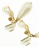 CHANEL（シャネル）ピアス・イヤリング 白 サイズ:- レディース/2200651235037