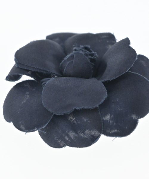 CHANEL（シャネル）ブローチ・コサージュ 紺 サイズ:- レディース/2200645698077