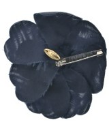 CHANEL（シャネル）ブローチ・コサージュ 紺 サイズ:- レディース/2200645698077