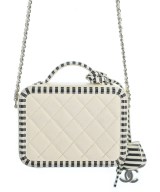 CHANEL（シャネル）ショルダーバッグ 白 サイズ:- レディース/2200706782035