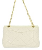 CHANEL（シャネル）ショルダーバッグ 白 サイズ:- レディース/2200703883056