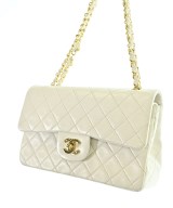 CHANEL（シャネル）ショルダーバッグ 白 サイズ:- レディース/2200703883056