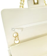 CHANEL（シャネル）ショルダーバッグ 白 サイズ:- レディース/2200703883056