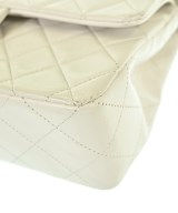 CHANEL（シャネル）ショルダーバッグ 白 サイズ:- レディース/2200703883056