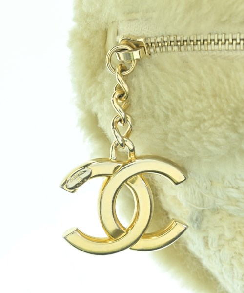 CHANEL（シャネル）ショルダーバッグ ベージュ サイズ:- レディース/2200721316253