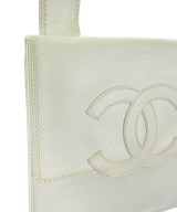 CHANEL（シャネル）ショルダーバッグ 白 サイズ:- レディース/2200724126217