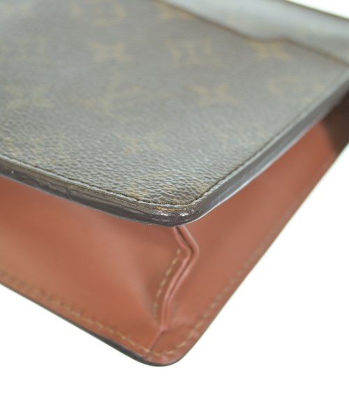 LOUIS VUITTON（ルイヴィトン）クラッチバッグ 茶 サイズ:- レディース/2200635915566