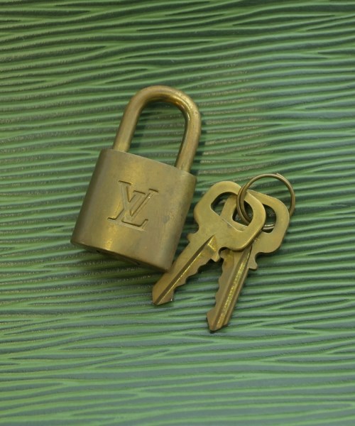 LOUIS VUITTON（ルイヴィトン）ハンドバッグ 緑 サイズ:35 レディース/2200640467470