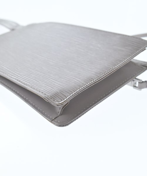 LOUIS VUITTON（ルイヴィトン）ポーチ グレー サイズ:- レディース/2200640817114