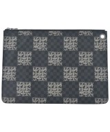 LOUIS VUITTON クラッチバッグ