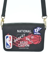 LOUIS VUITTON（ルイヴィトン）ショルダーバッグ 黒 サイズ:- レディース/2200616475010