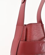 LOUIS VUITTON（ルイヴィトン）ショルダーバッグ 赤 サイズ:PM レディース/2200603660580