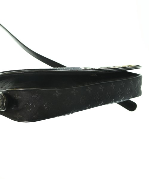 LOUIS VUITTON（ルイヴィトン）ショルダーバッグ 黒 サイズ:- レディース/2200605216051