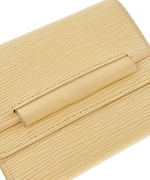 LOUIS VUITTON（ルイヴィトン）財布・コインケース 黄 サイズ:- レディース/2200679915584