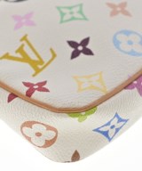 LOUIS VUITTON（ルイヴィトン）ポーチ 白 サイズ:- レディース/2200633291839