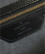 LOUIS VUITTON（ルイヴィトン）ショルダーバッグ 黒 サイズ:- レディース/2200706250053