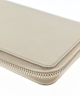 LOUIS VUITTON（ルイヴィトン）財布・コインケース 白 サイズ:- レディース/2200706250183