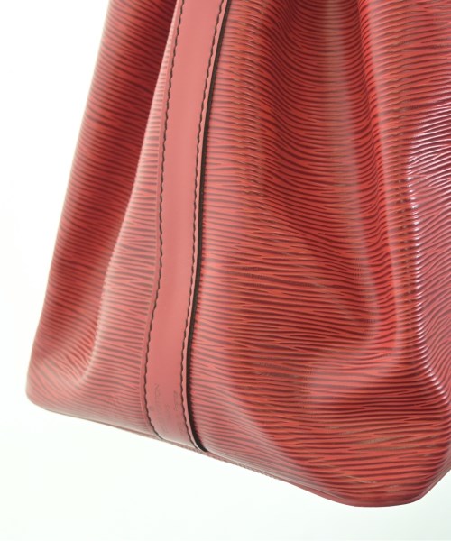 LOUIS VUITTON（ルイヴィトン）ショルダーバッグ 赤 サイズ:- レディース/2200706250237