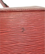 LOUIS VUITTON（ルイヴィトン）ショルダーバッグ 赤 サイズ:- レディース/2200708385500