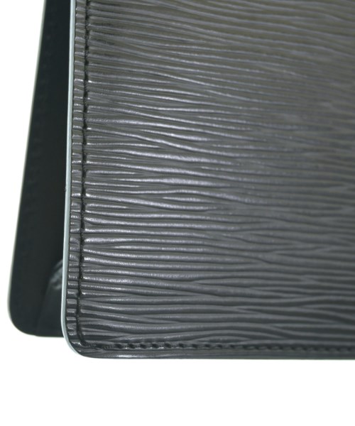 LOUIS VUITTON（ルイヴィトン）クラッチバッグ 黒 サイズ:- レディース/2200710446060